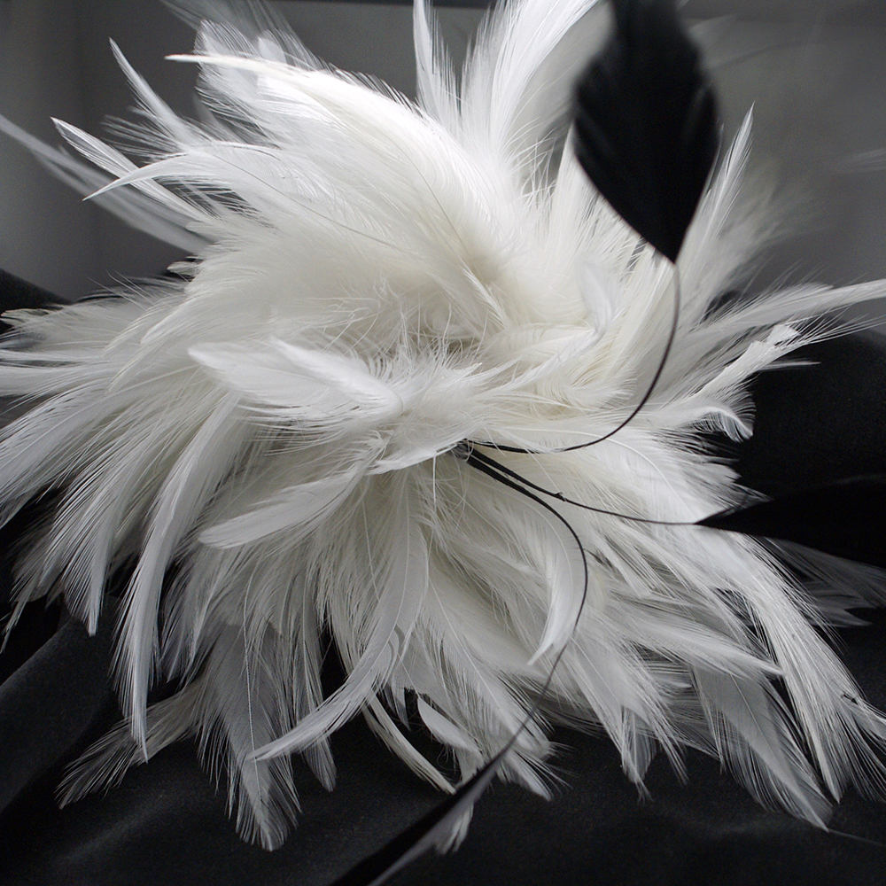 Luxshiny Fermaglio Per Capelli A Fiore Con Piuma, Accessorio Elegante Per Matrimoni E Feste, Colore Viola