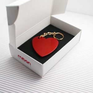 Portachiavi a forma di cuore in acetato